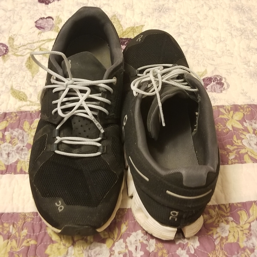 On Cloud 5 shoes